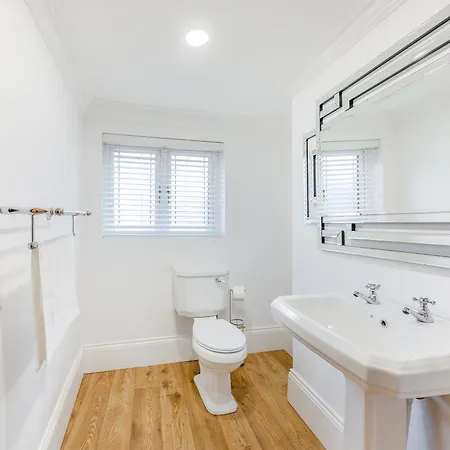 Buttercup - Uk45969 *